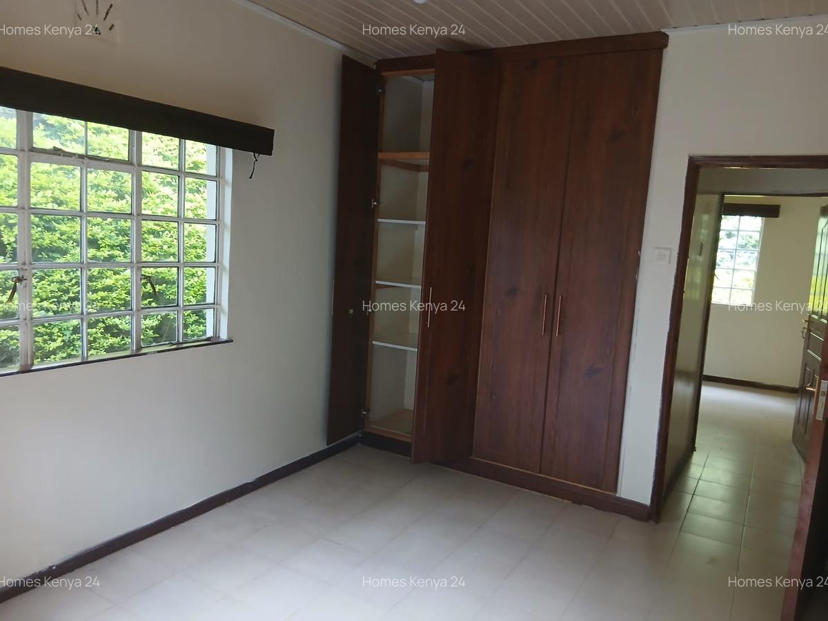 2 Bed House in Runda - 11