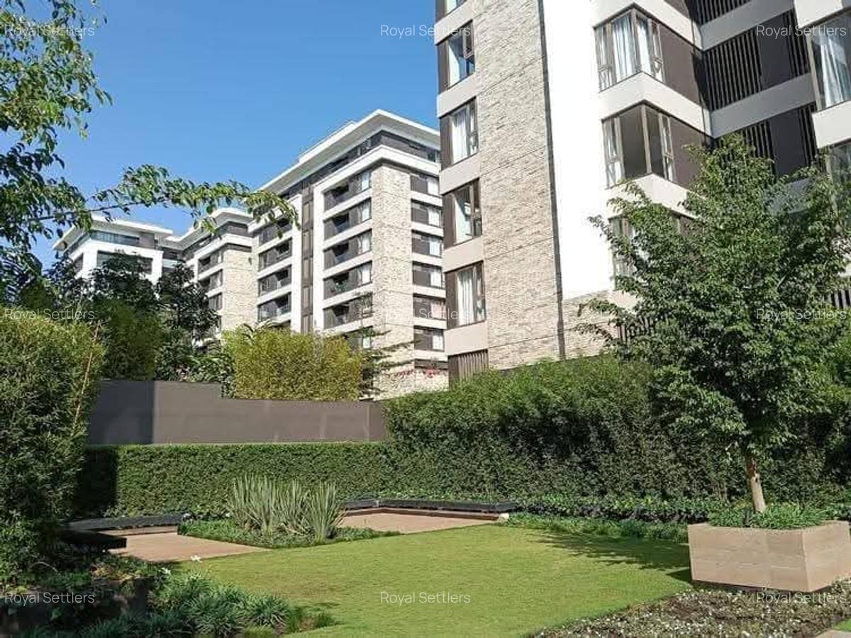Serviced 2 Bed Apartment with En Suite at Red Hill - 19