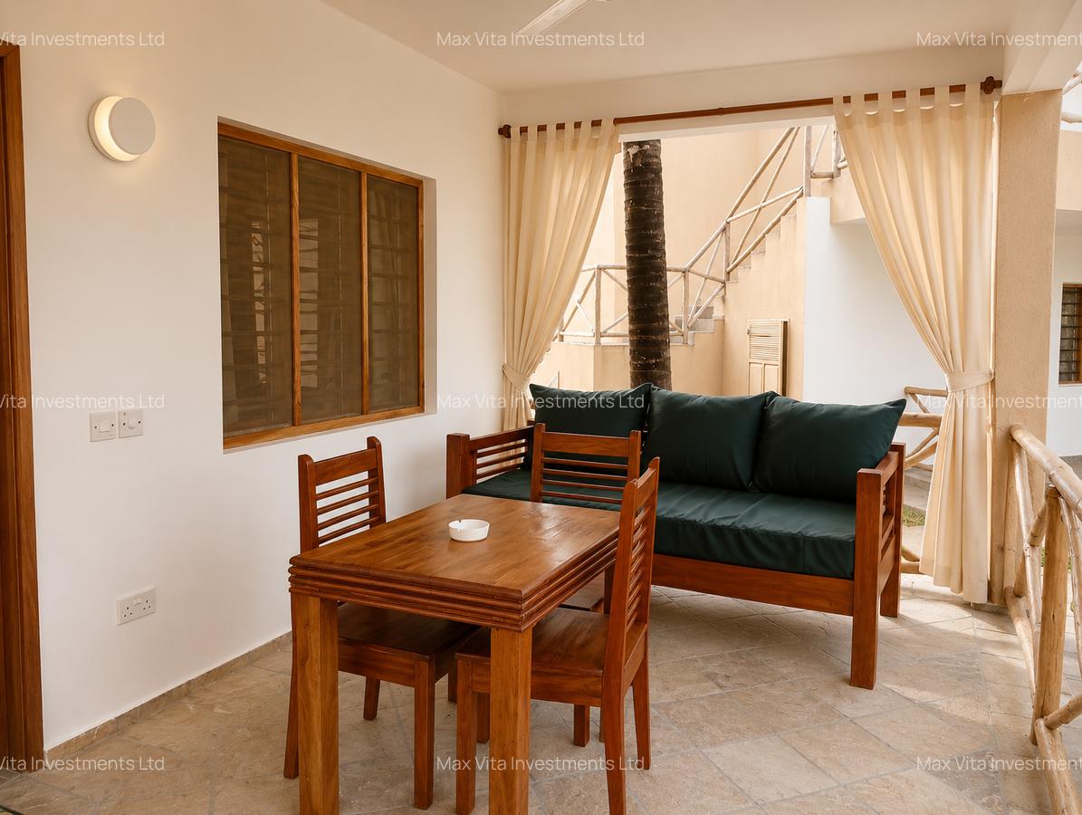Serviced 1 Bed Apartment with En Suite in Watamu - 3