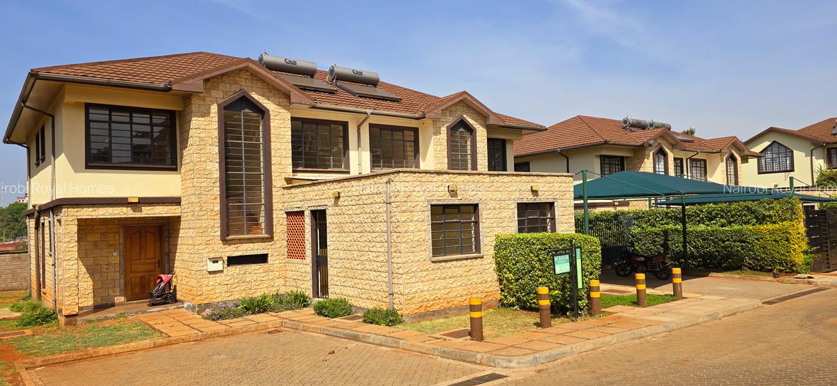 5 Bed Townhouse with En Suite at Edenville - 9