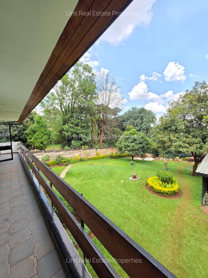 Commercial Property with Service Charge Included in Lavington - 9