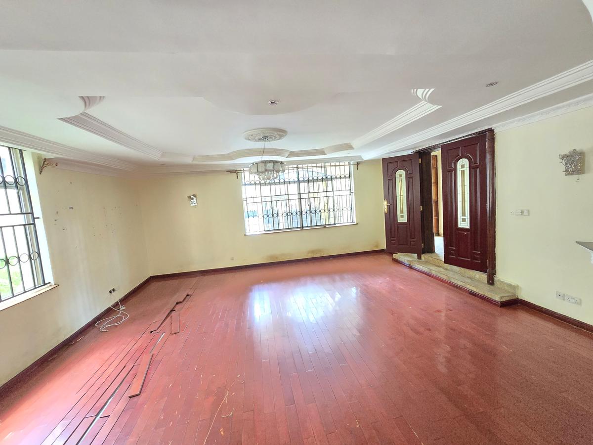 4 Bed Townhouse with En Suite at Chalbi Drive - 11