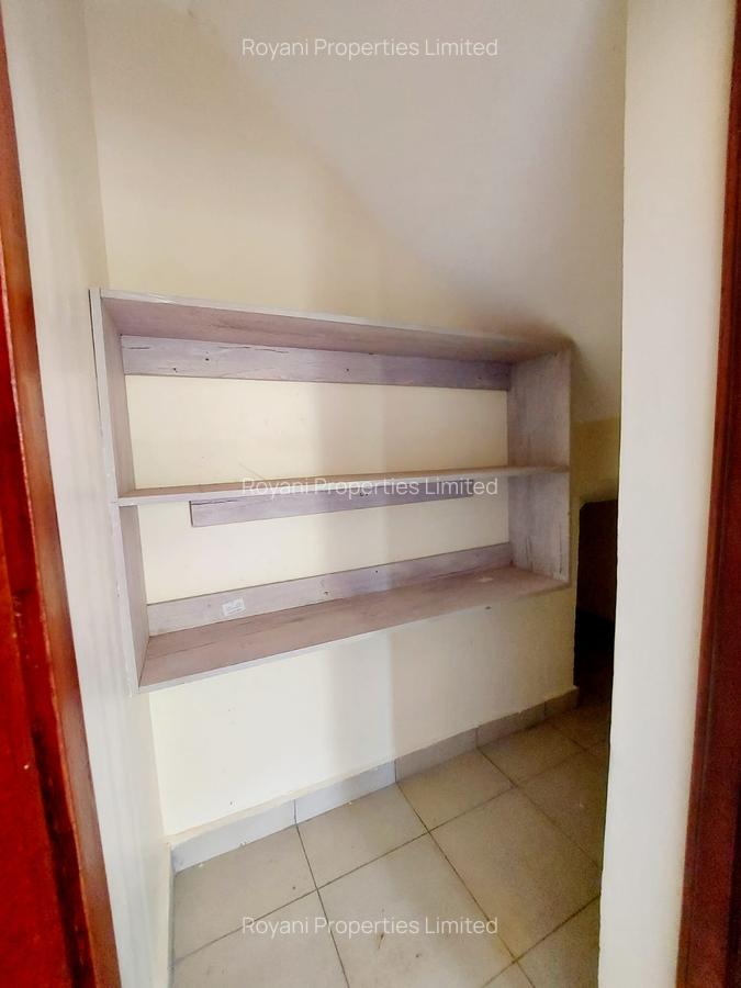 3 Bed Villa with En Suite at Fourways Junction - 6