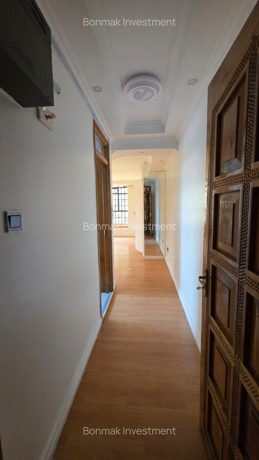 3 Bed Apartment with En Suite at Valley Arcade - 13