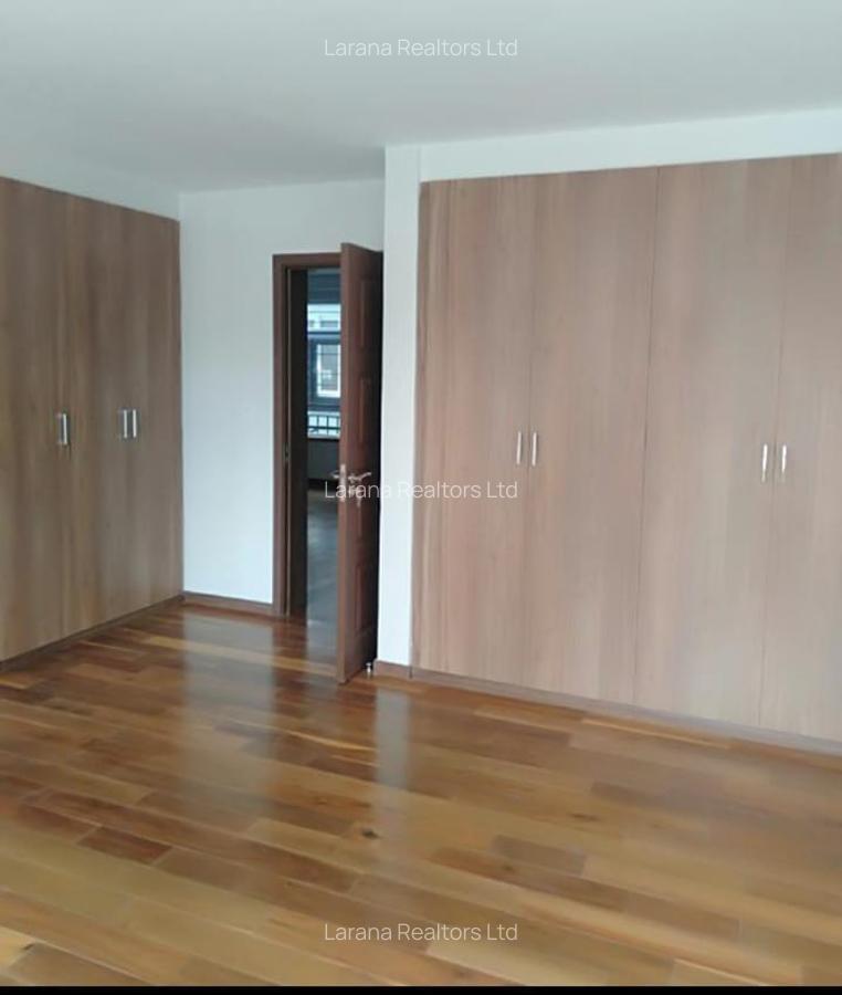 5 Bed Townhouse with En Suite at Amboseli Rd - 11