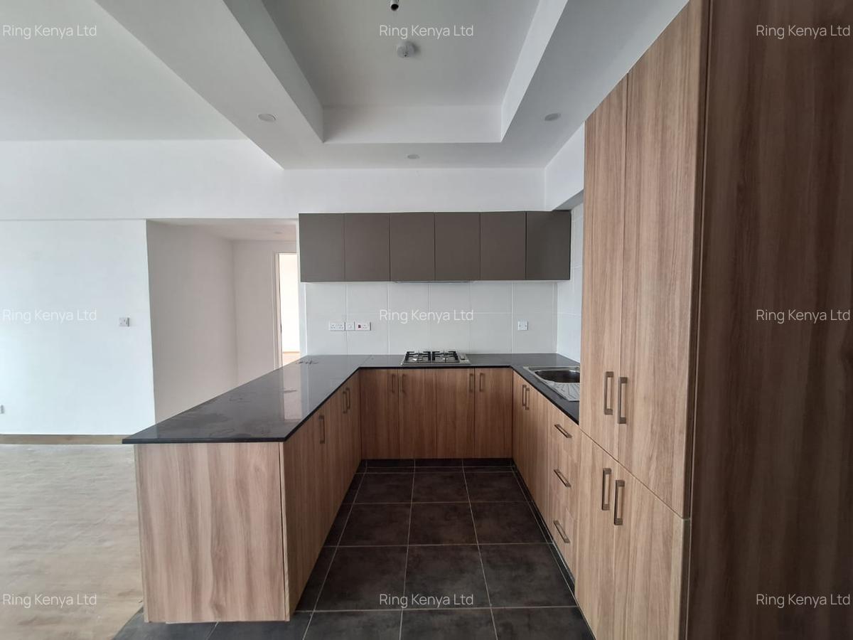 3 Bed Apartment with En Suite in Kilimani - 16