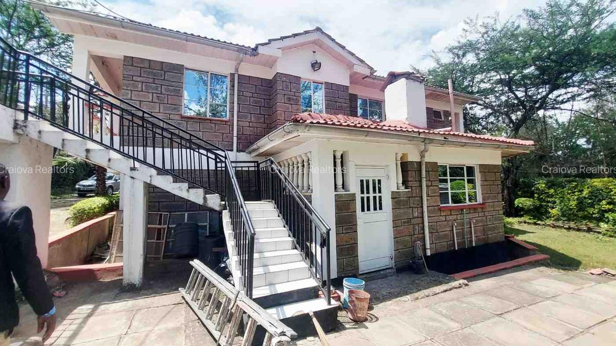 6 Bed Townhouse with En Suite at Rimpa - 12