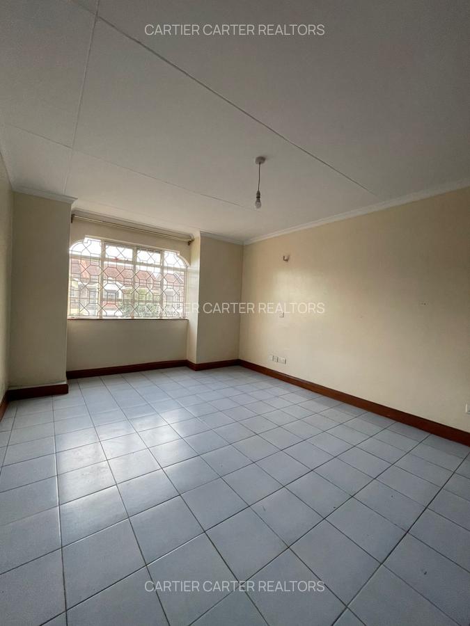 4 Bed Townhouse with En Suite in South C - 13