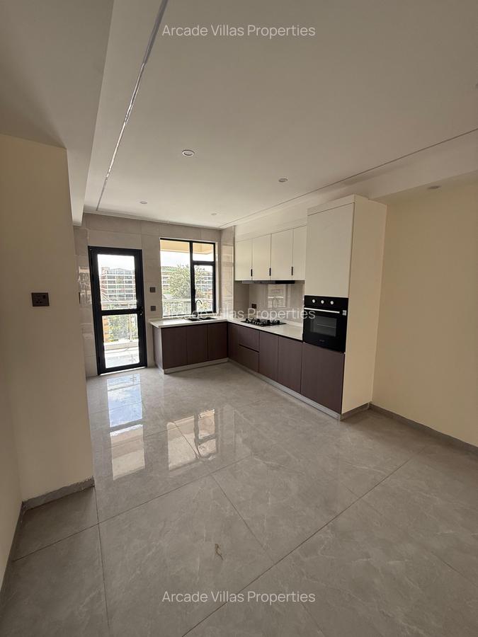 2 Bed Apartment with En Suite in Kilimani - 2