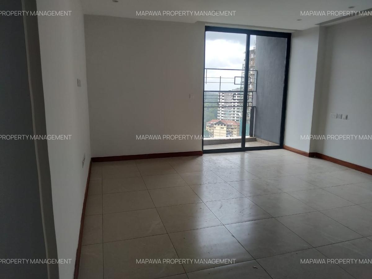 4 Bed Apartment with En Suite in Parklands - 5
