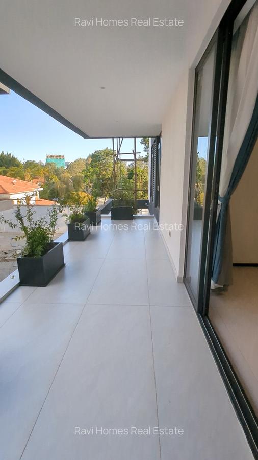 5 Bed Villa with En Suite in Lavington - 17