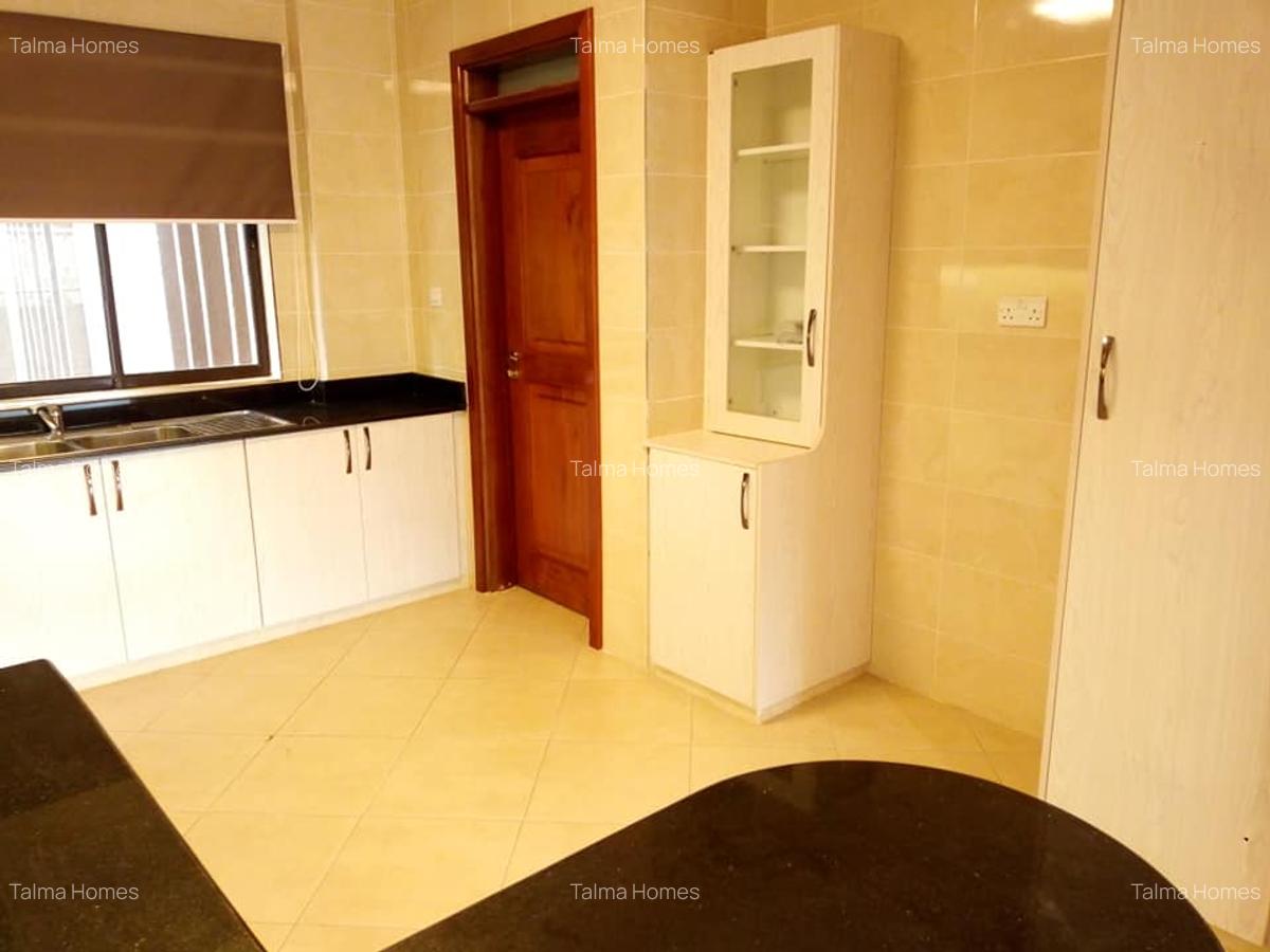 3 Bed Apartment with En Suite at Off Rhapta Road - 6