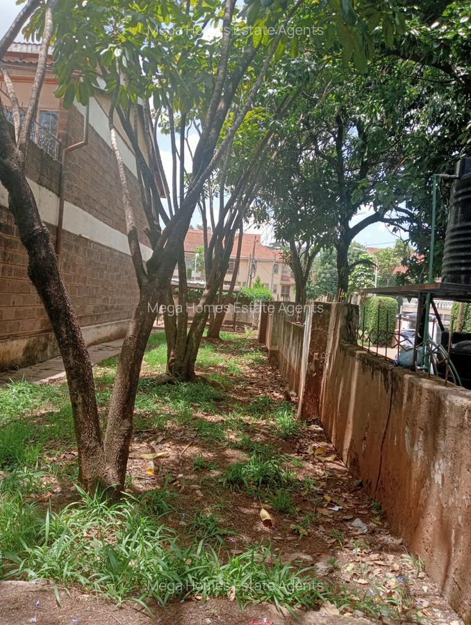 4 Bed Townhouse with En Suite at Gitanga Road - 19