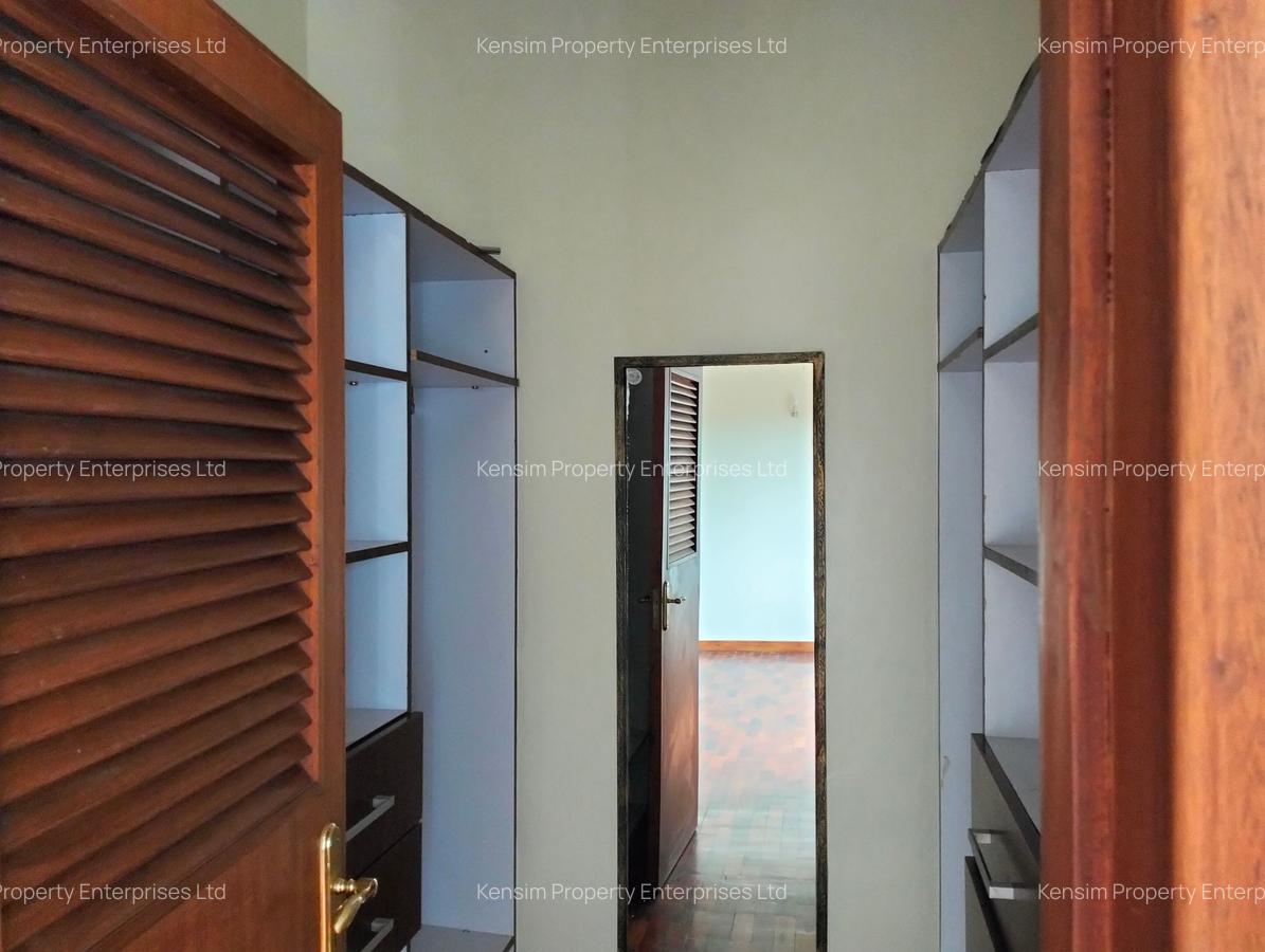 3 Bed Apartment with En Suite in Westlands Area - 18