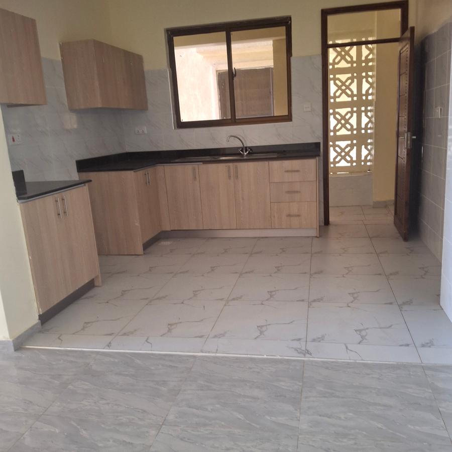 Serviced 3 Bed Apartment with En Suite at Nyali Mombasa - 6