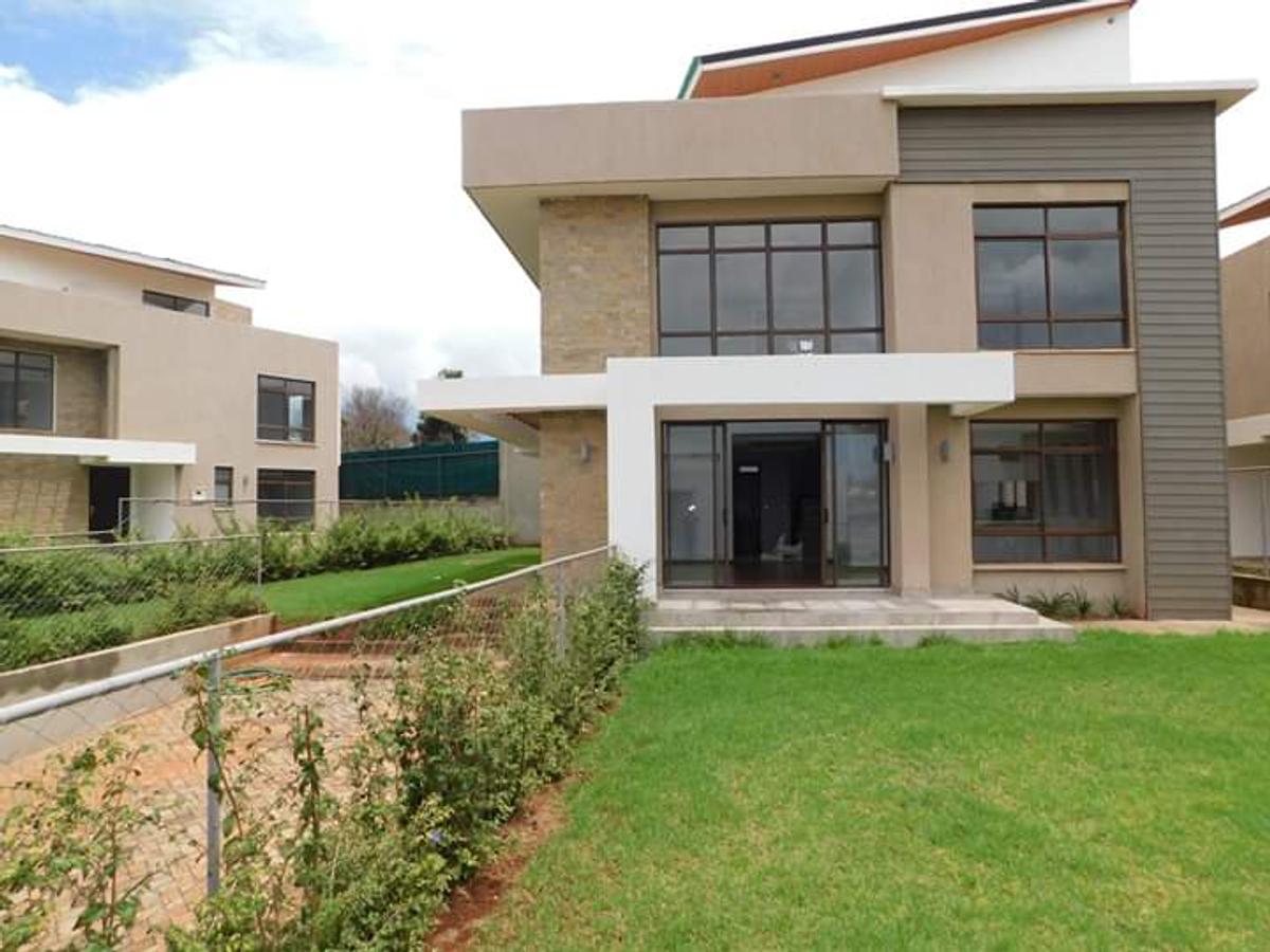 4 Bed Villa with En Suite in Runda - 2