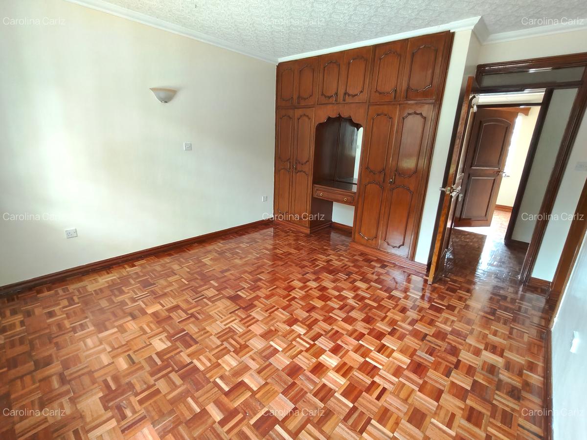 4 Bed Townhouse with En Suite at Runda Evergreen - 17