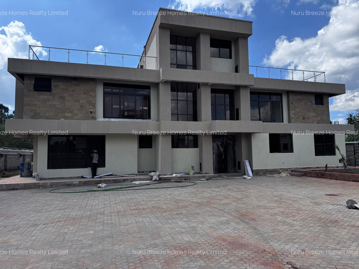 5 Bed Townhouse with En Suite in Karen - 6