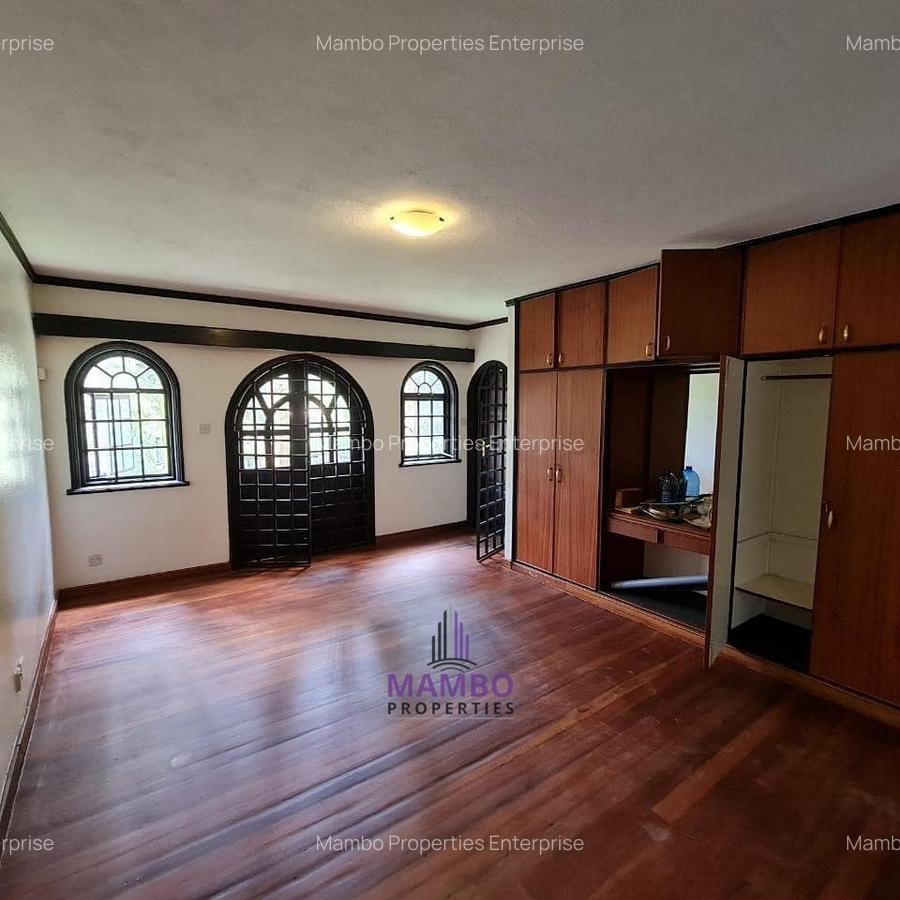 4 Bed Townhouse with En Suite at Riverside Drive - 6