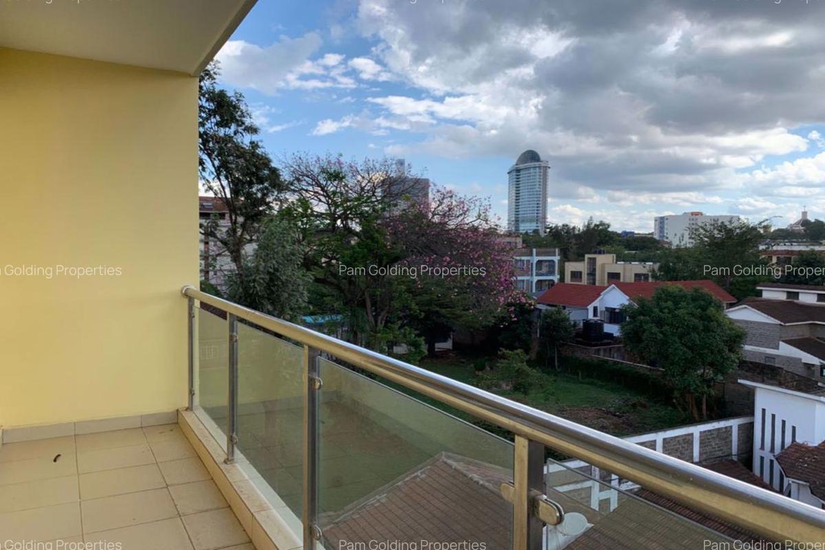 4 Bed Apartment with En Suite in Westlands Area - 10