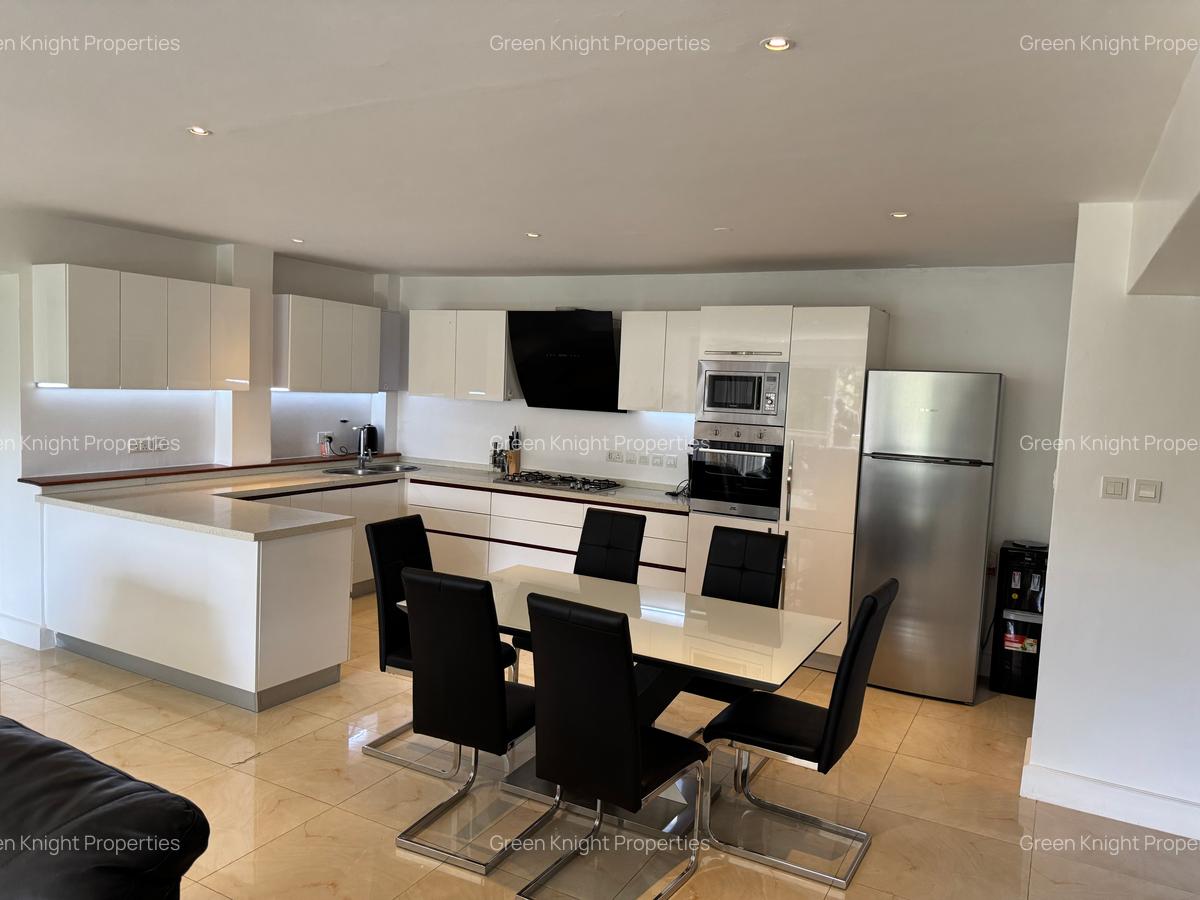 Serviced 3 Bed Apartment with En Suite in Westlands Area - 4