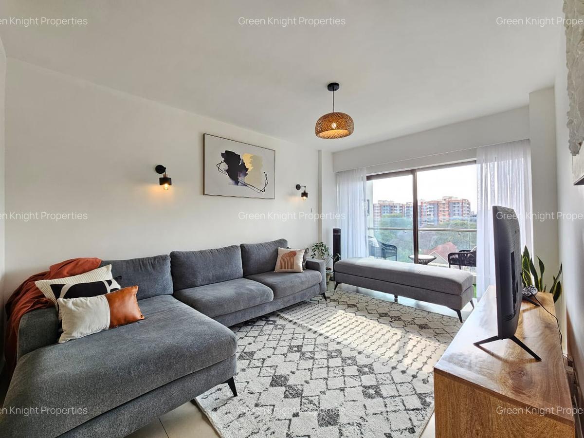 Serviced 1 Bed Apartment with En Suite in Lavington - 2