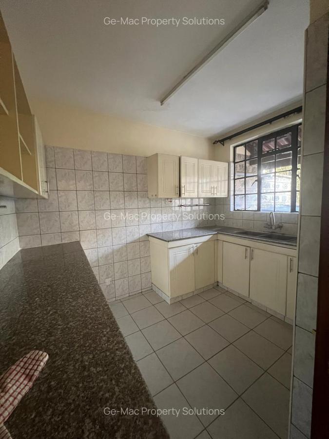 4 Bed Townhouse with En Suite in Loresho - 10
