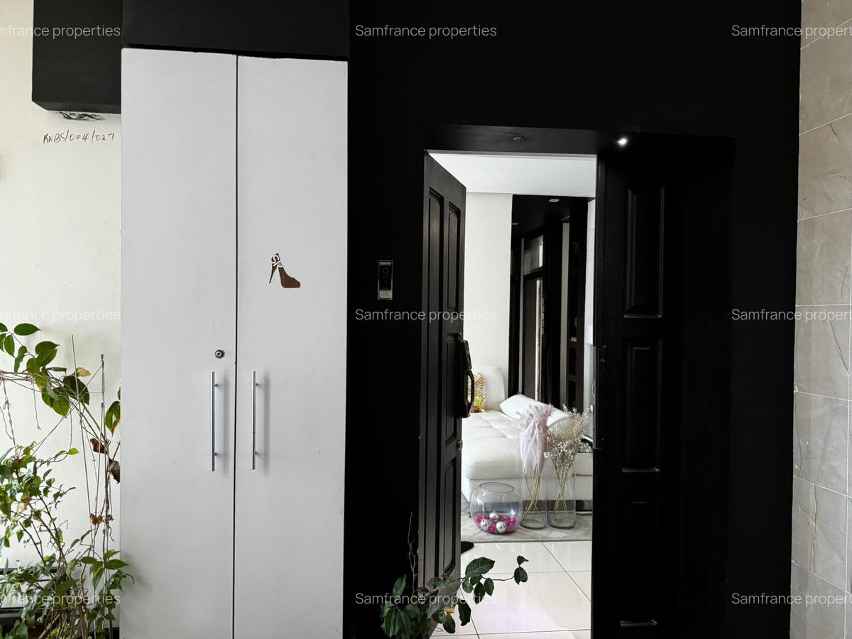 Serviced 3 Bed Apartment with En Suite at Moi Avanue - 11