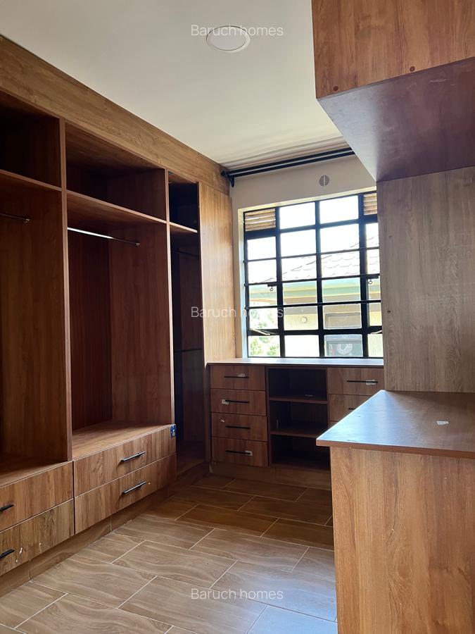 5 Bed Villa with En Suite in Ruaka - 9