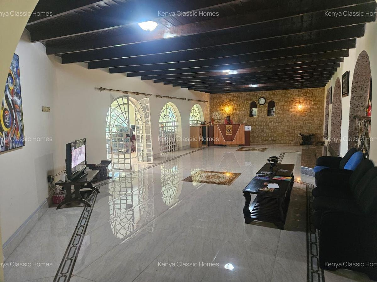 10 Bed House with En Suite at Runda - 6