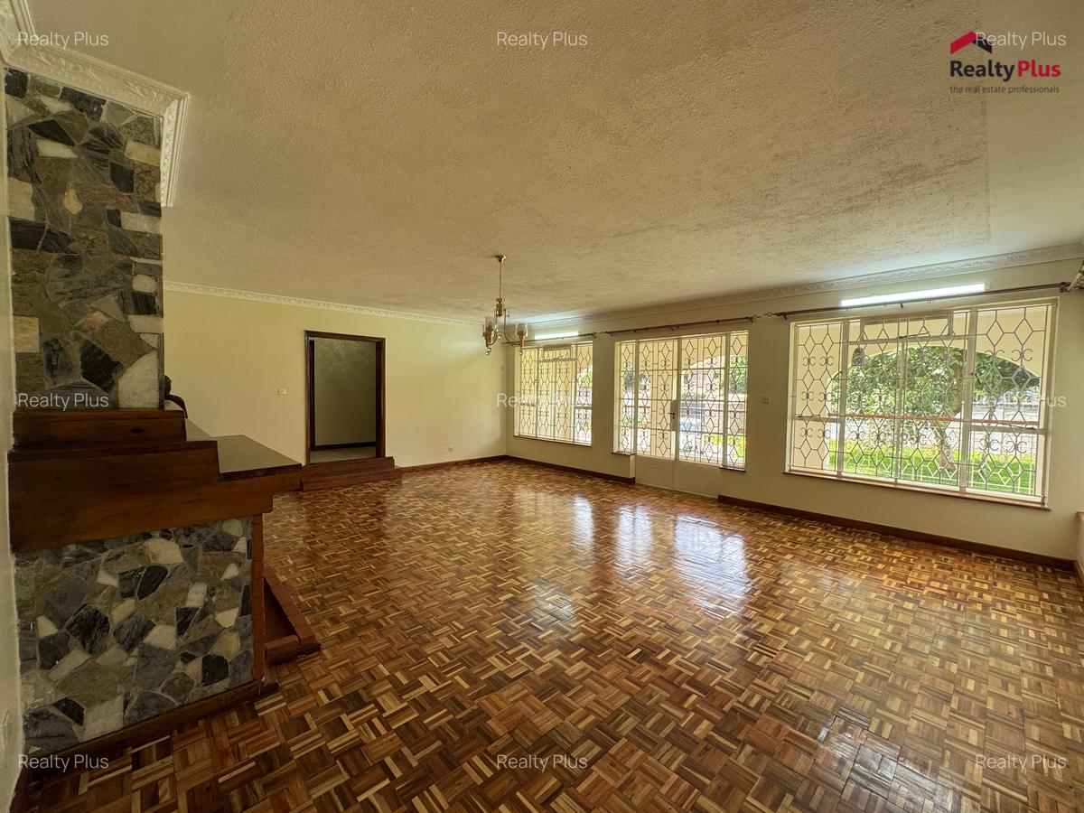 5 Bed Townhouse with En Suite in Loresho - 9