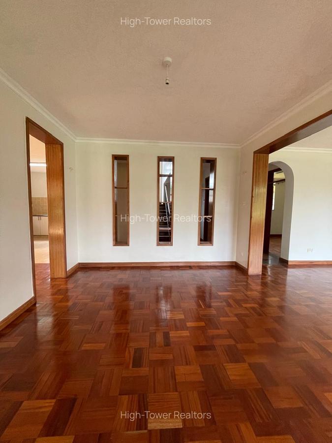 4 Bed House with En Suite in Runda - 3