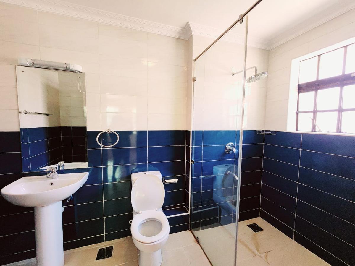 4 Bed Townhouse with En Suite at Lavington - 5 4 Bed Townhouse with En Suite at Lavington - 5