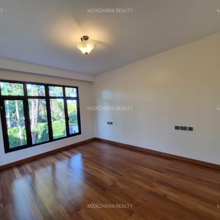 5 Bed Villa with En Suite in Runda - 15