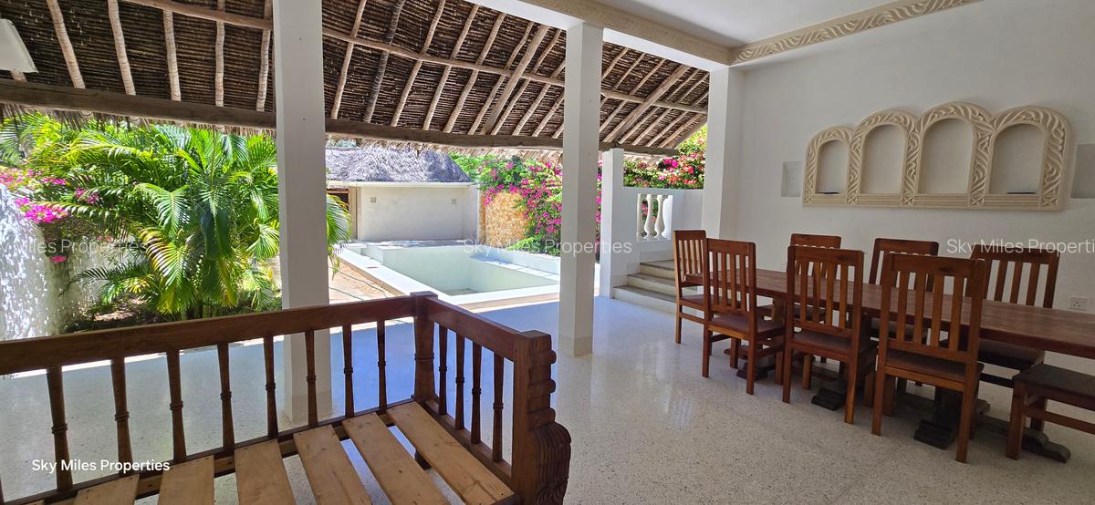 3 Bed Villa with En Suite at Garoda - 5