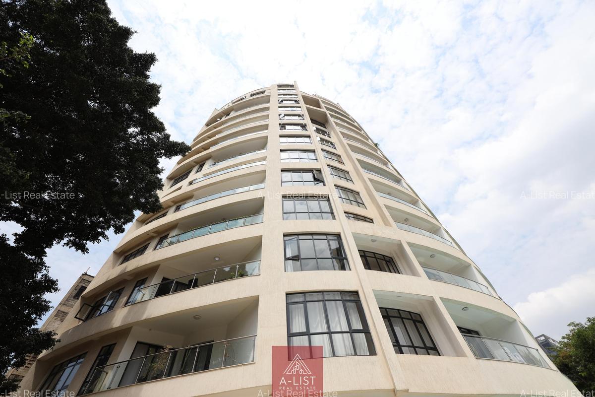 2 Bed Apartment with En Suite at Lantana Road - 2