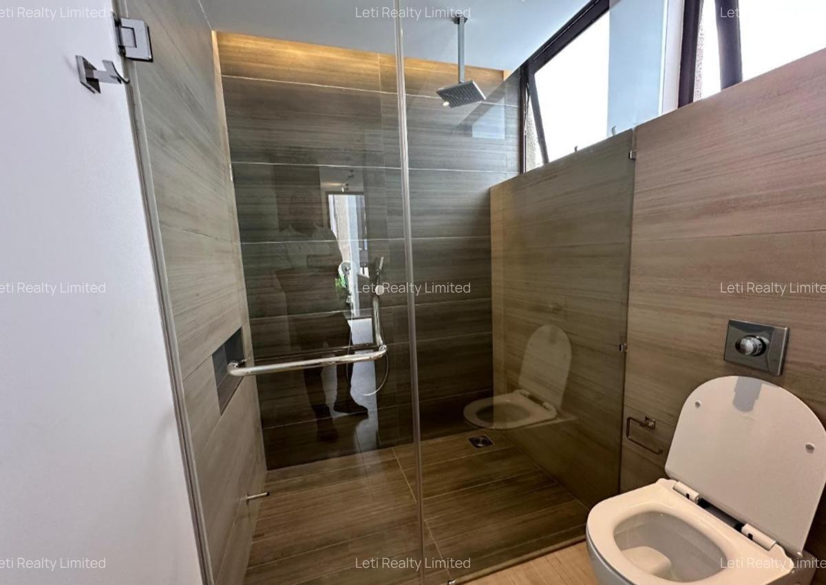 4 Bed Townhouse with En Suite in Lavington - 13