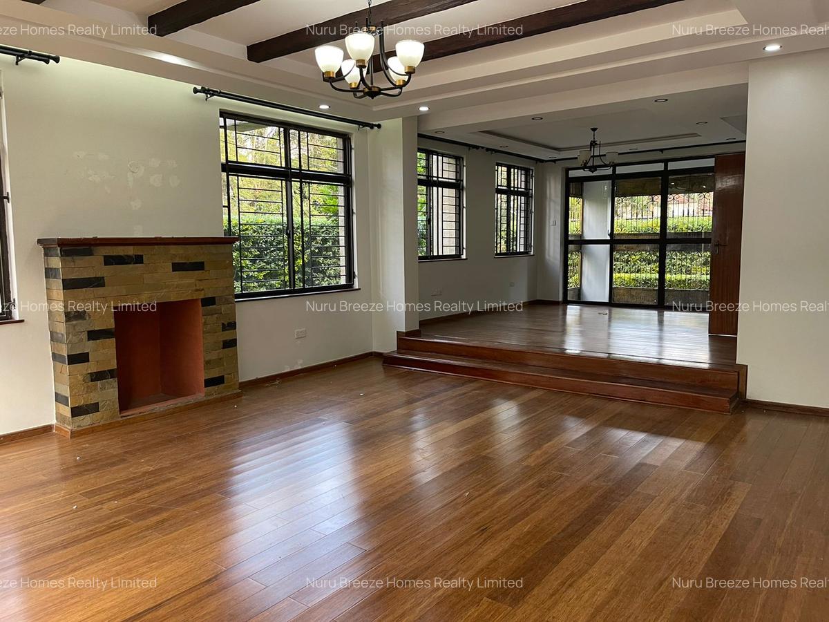 5 Bed Townhouse with En Suite in Lavington - 15