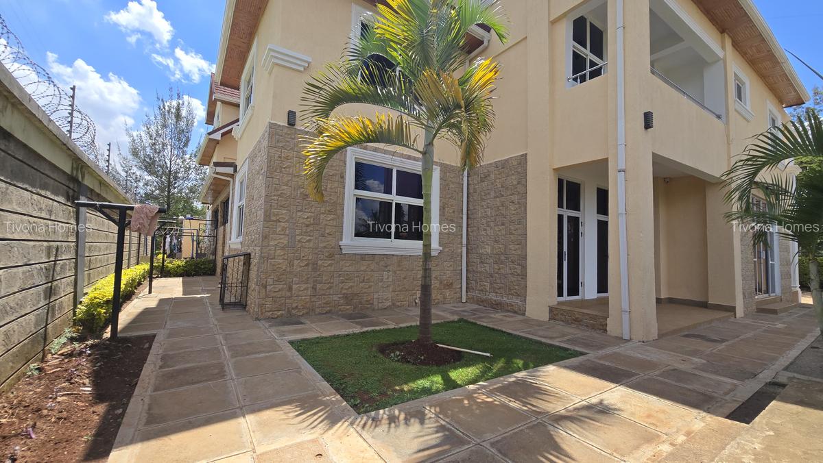 5 Bed House with En Suite in Ridgeways - 19