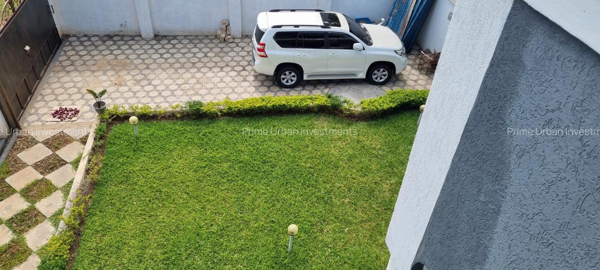 5 Bed Townhouse with En Suite in Mtwapa - 17