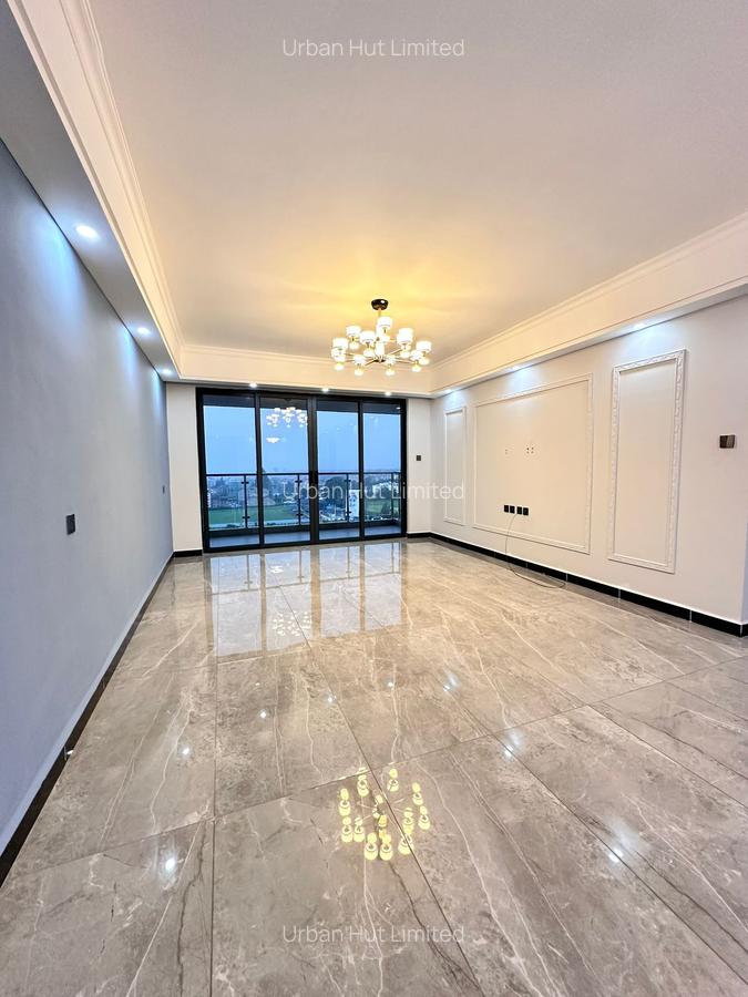 3 Bed Apartment with En Suite in Lavington - 1