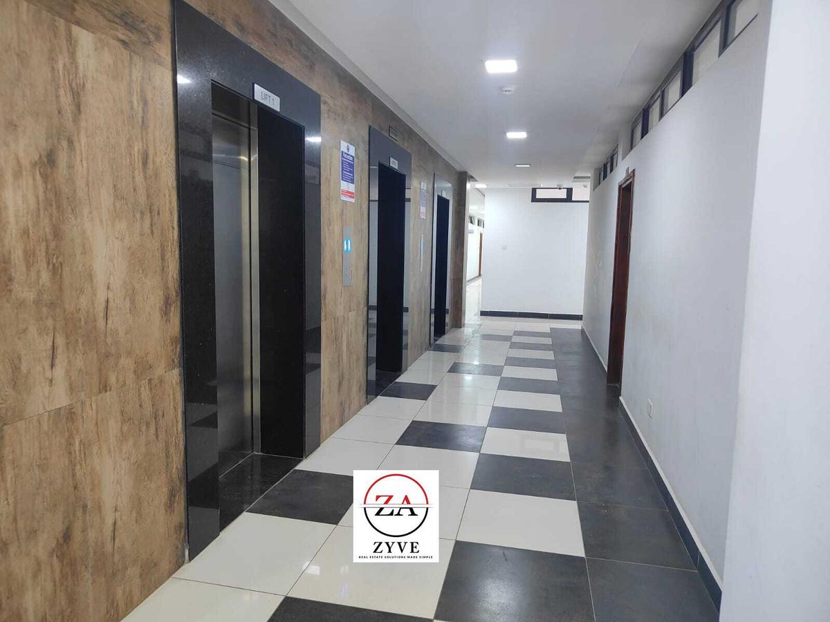 551 ft² Office with Service Charge Included at Walking Distance To Yaya Center Mall - 3