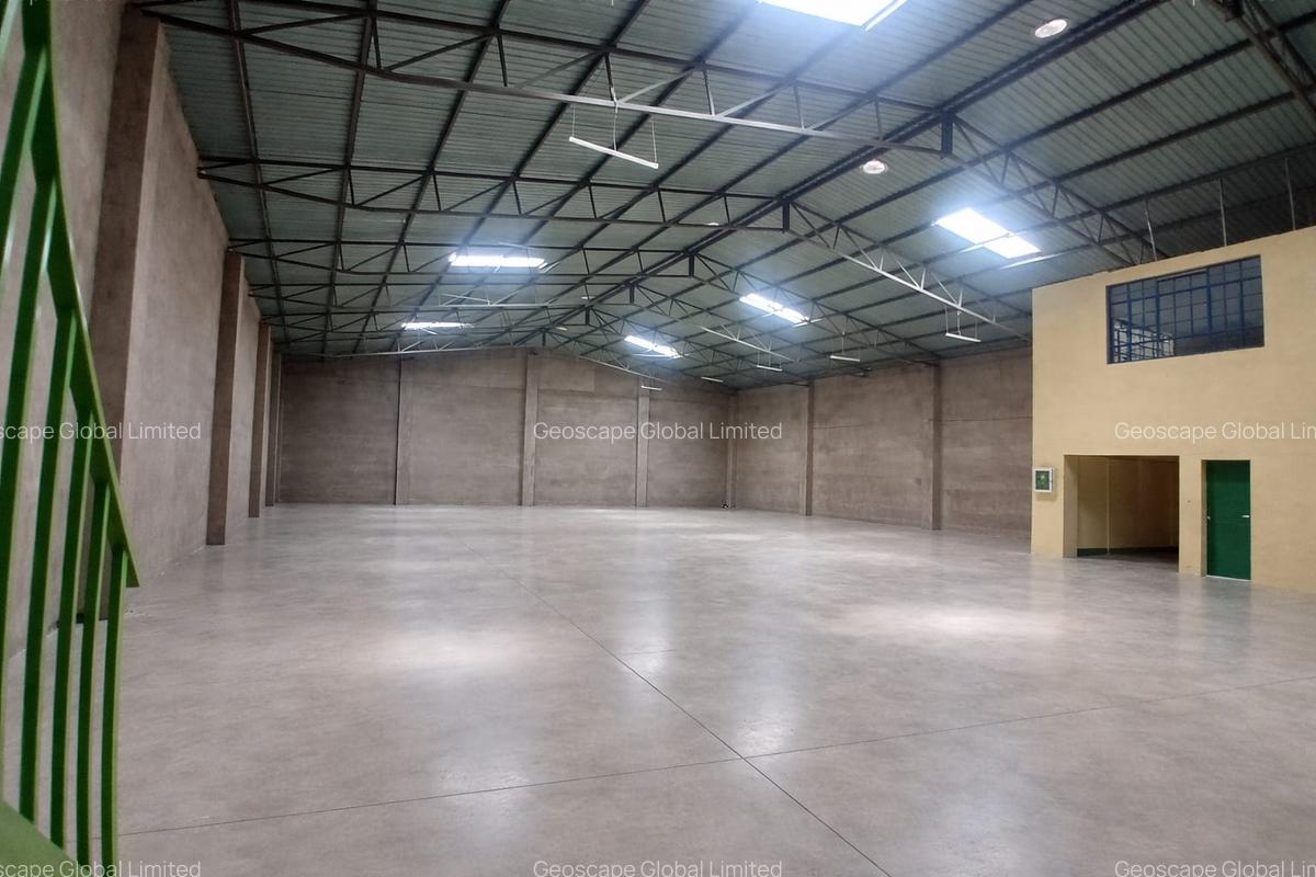 11,600 ft² Warehouse with Parking in Mlolongo - 1