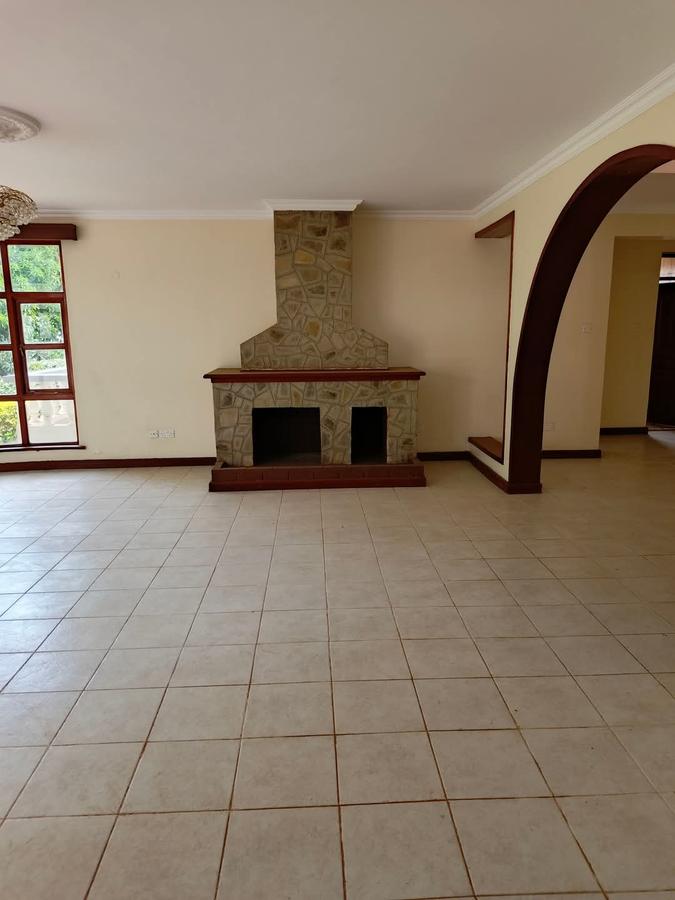 5 Bed House with En Suite at Runda - 10