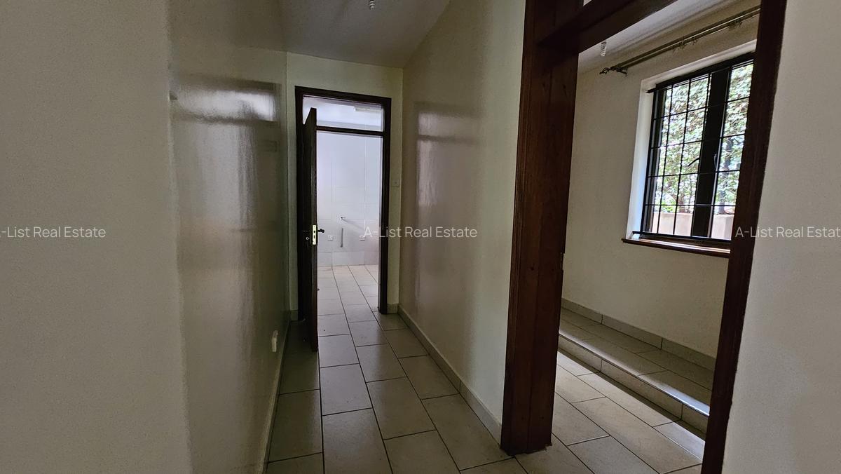 4 Bed Villa with En Suite at Runda Ruaka Road - 15