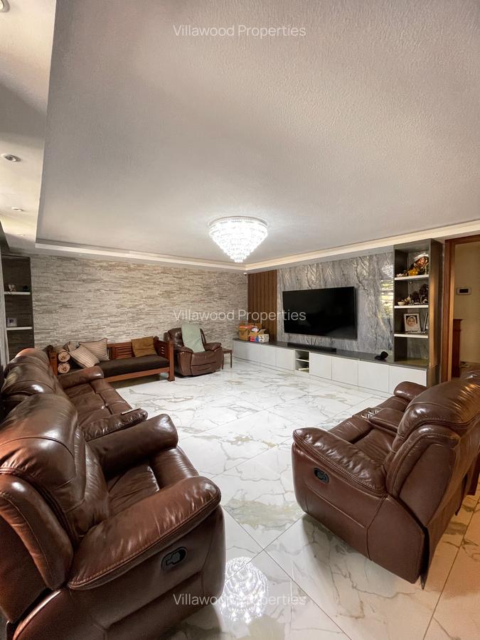 6 Bed Townhouse with En Suite in Lavington - 1