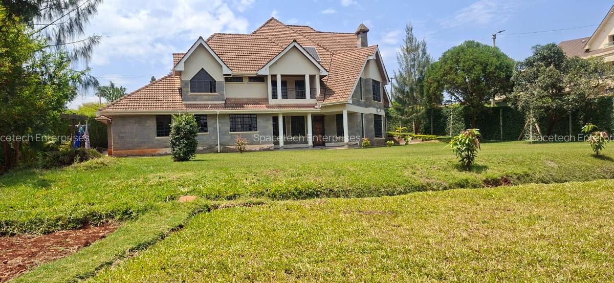 6 Bed House with En Suite in Runda - 3
