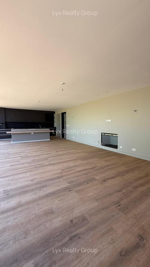 4 Bed Townhouse with En Suite in Runda - 3