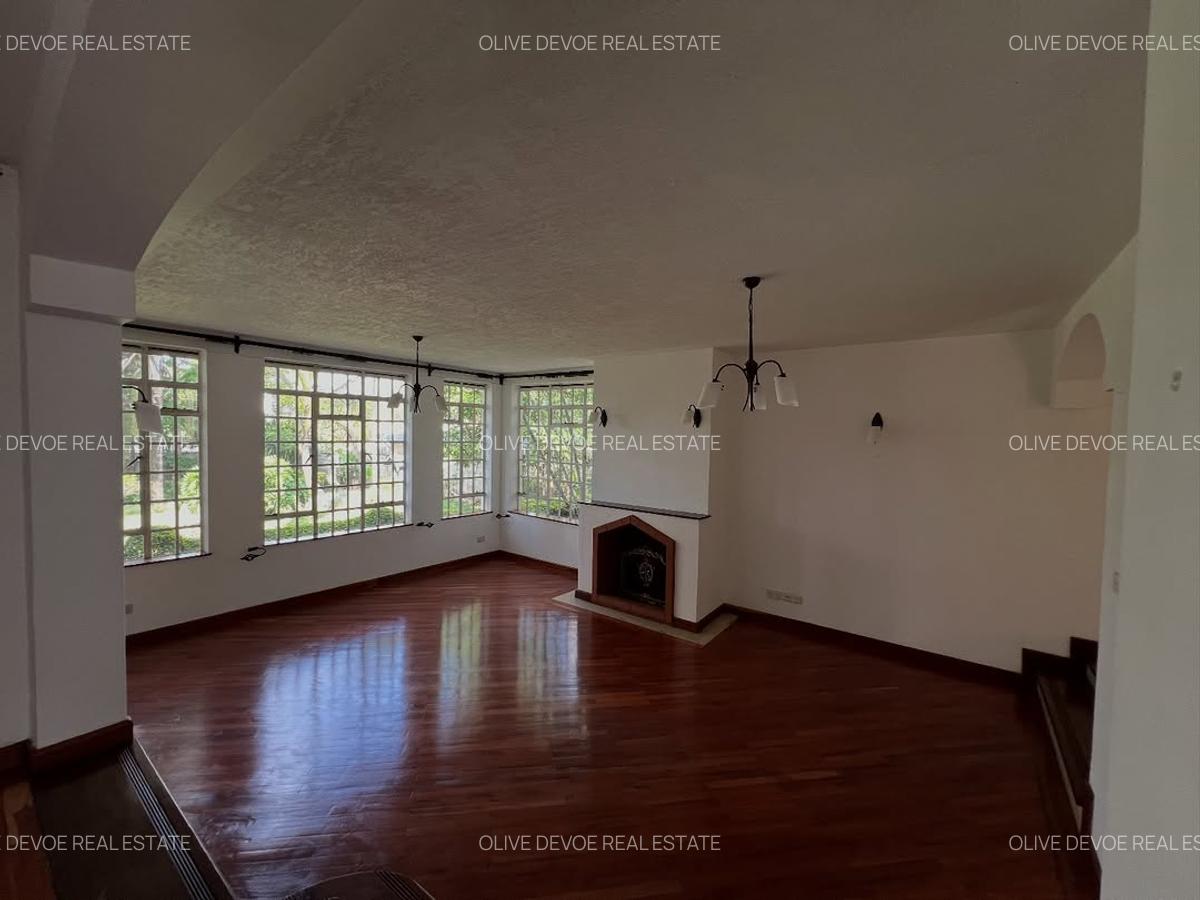 4 Bed House with En Suite in Gigiri - 16