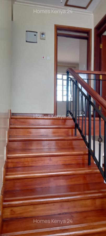4 Bed Townhouse in Kiambu Road - 13